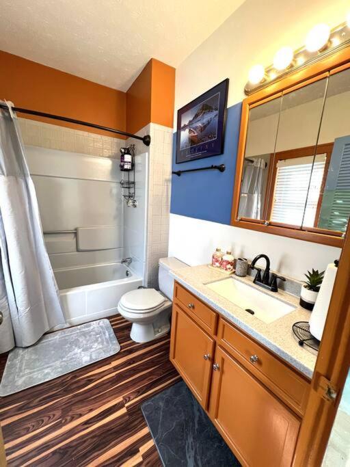 Beautiful One Of Kind Place In Downtown Sandusky! *