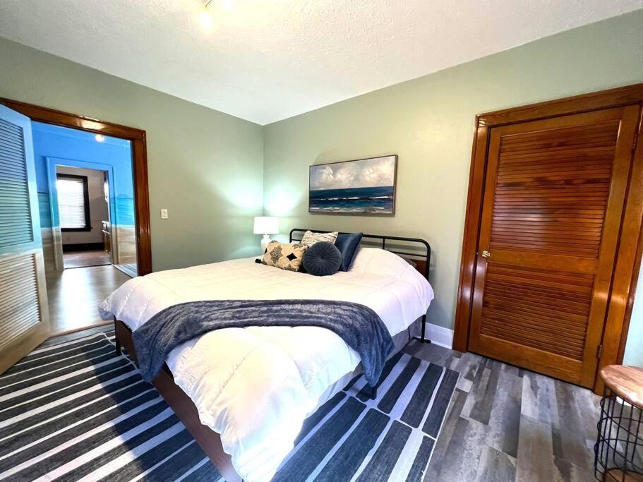Beautiful One Of Kind Place In Downtown Sandusky!